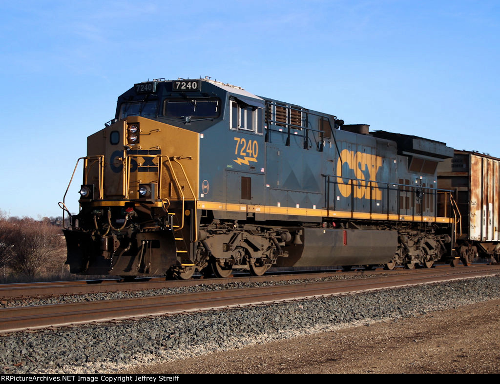 CSXT 7240